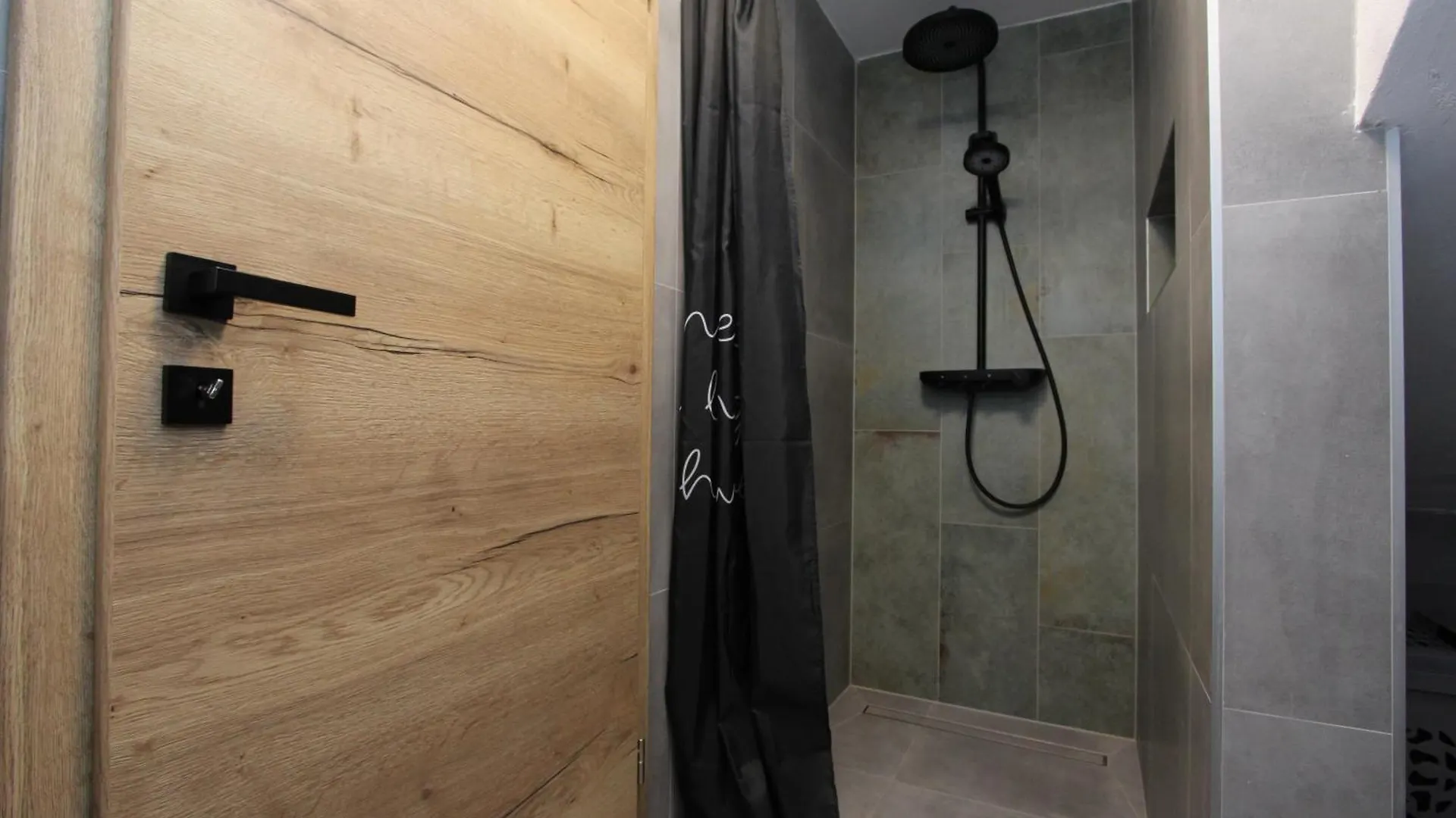 Apartments Eni Rovinj 0*,