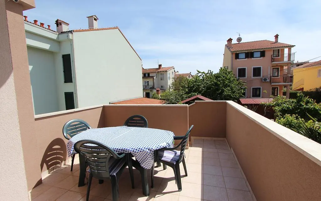 Apartments Eni Rovinj 0*,